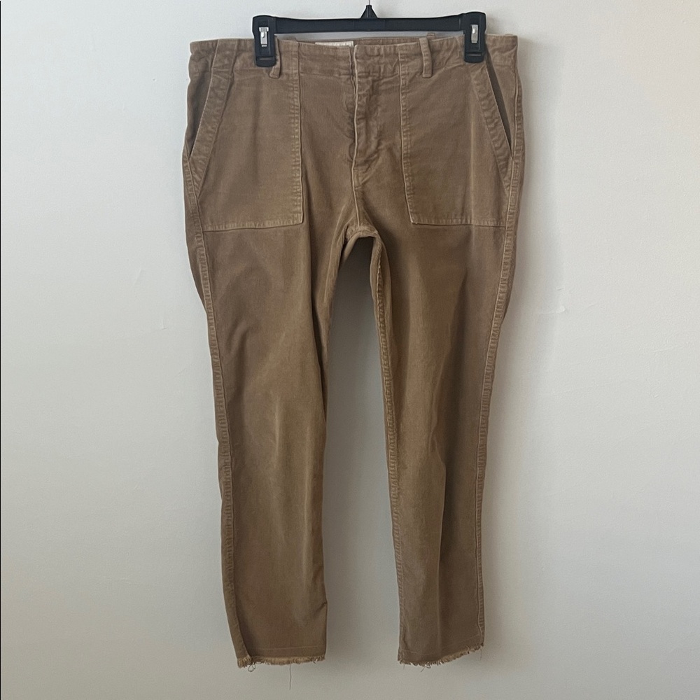 Nili Lotan Cropped Patch-Pocket Pants in Tan